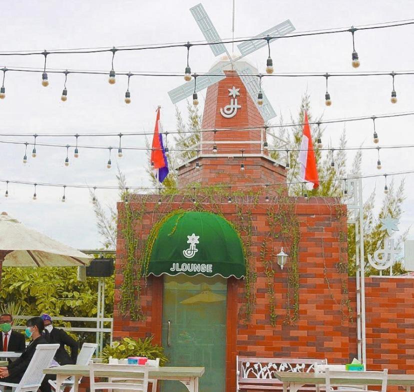 Hotel Roditha Banjarbaru Banjarmasin  Kültér fotó