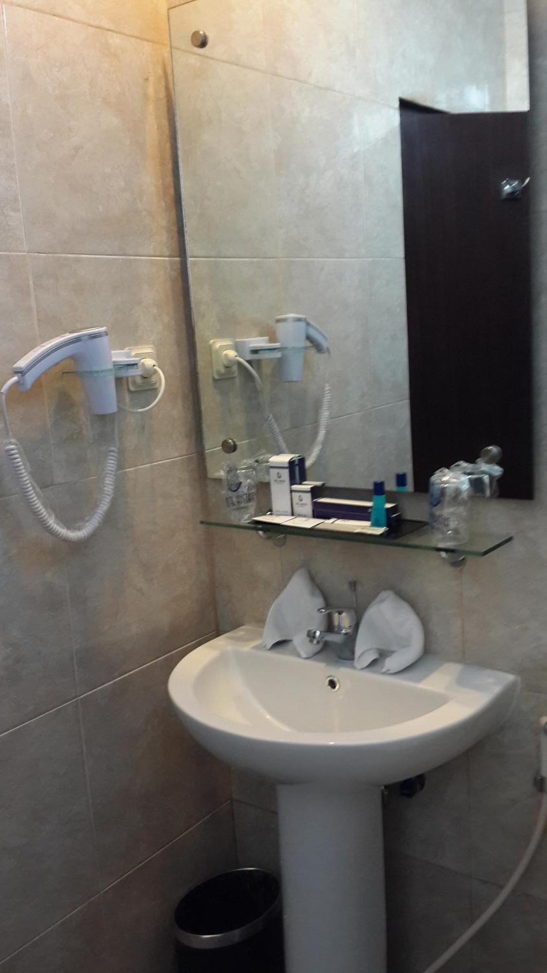 Hotel Roditha Banjarbaru Banjarmasin  Szoba fotó