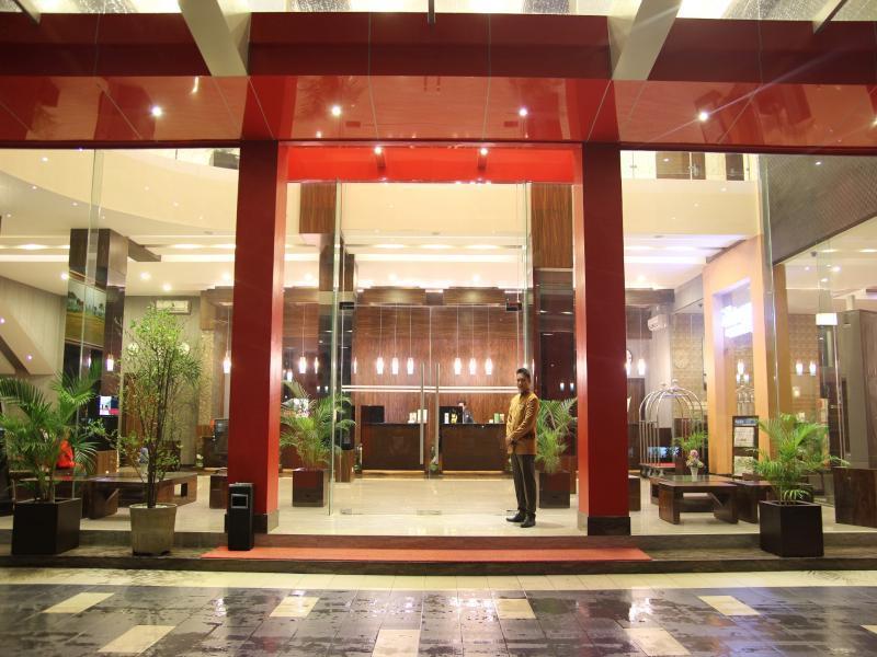 Hotel Roditha Banjarbaru Banjarmasin  Kültér fotó