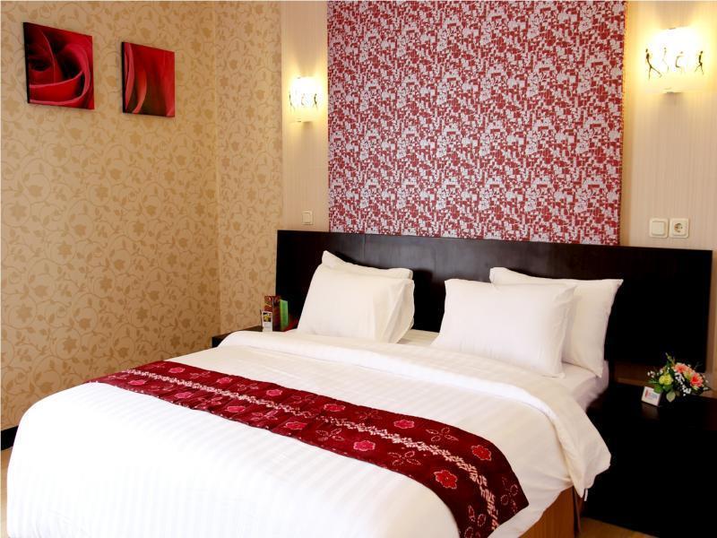 Hotel Roditha Banjarbaru Banjarmasin  Kültér fotó